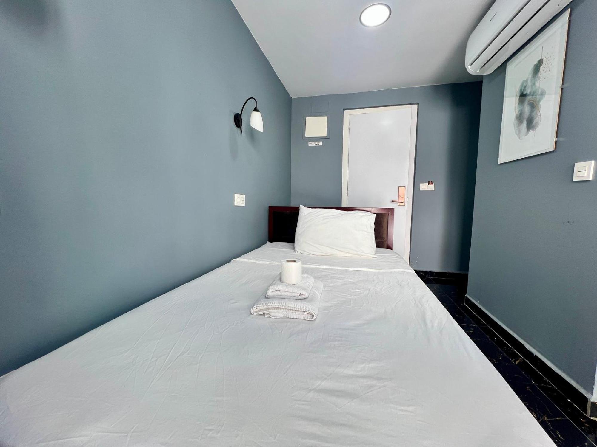 Single Room,1593067719:JPEG